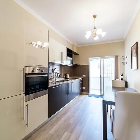 Historical Center Penthouse Apartman *