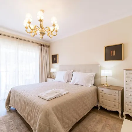 Historical Center Penthouse Albufeira