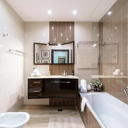 Historical Center Penthouse * Albufeira