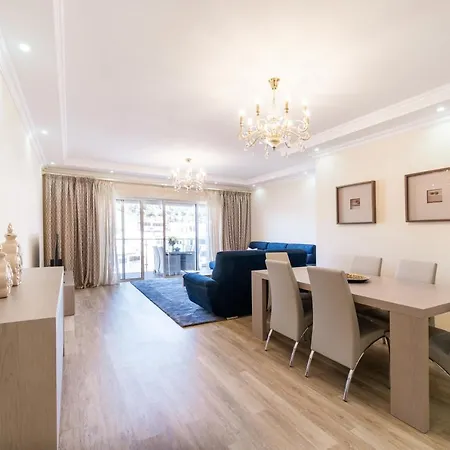 Apartment Historical Center Penthouse Albufeira