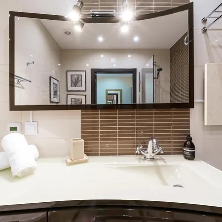 Historical Center Penthouse Albufeira